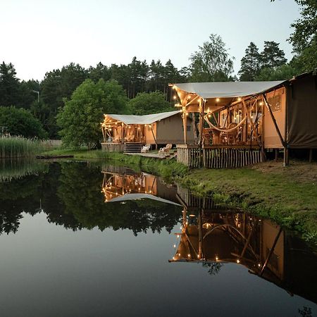 Urzeka Hotel Drzewce  Екстериор снимка