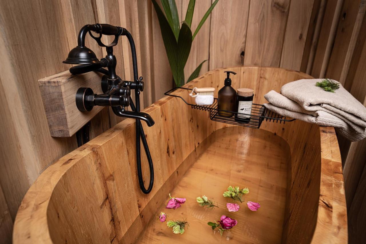 Urzeka Hotel Drzewce  Екстериор снимка