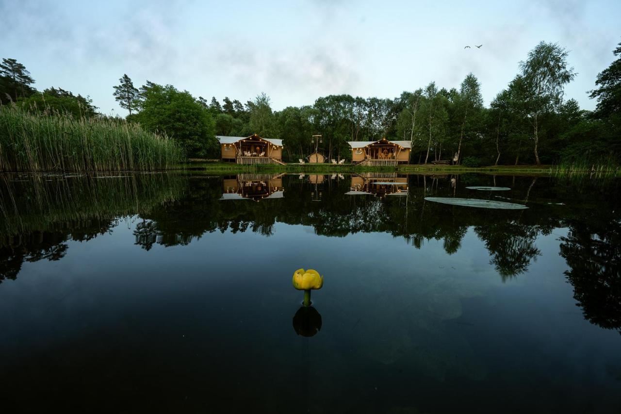 Urzeka Hotel Drzewce  Екстериор снимка